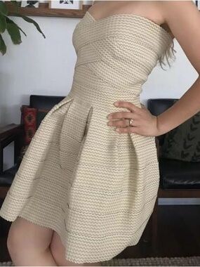 Gracia Textured Pleated Bandage Strapless Mini Dress